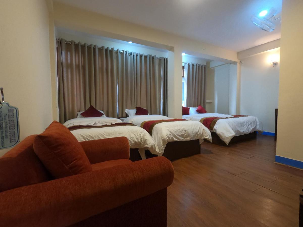 Hotel Silver Jubilee Kathmandu Exterior foto