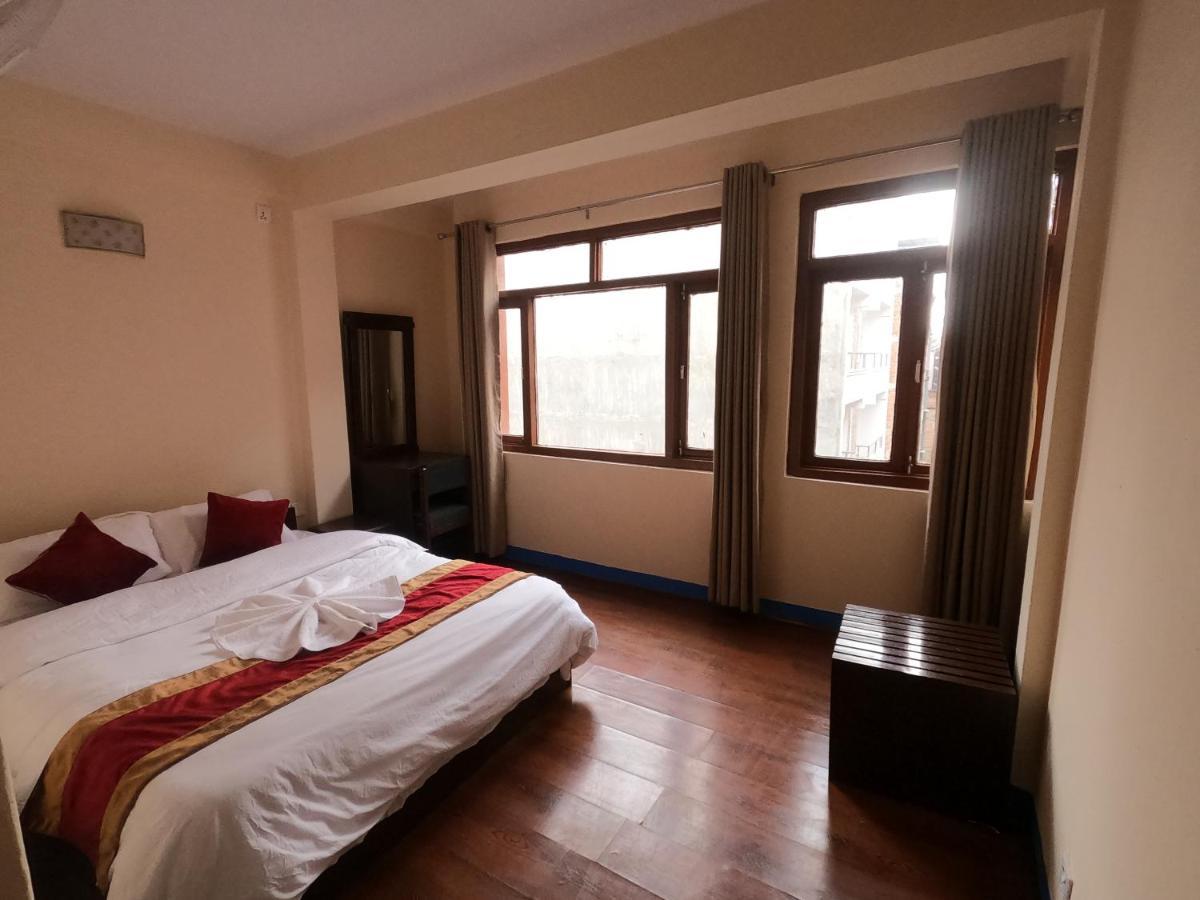 Hotel Silver Jubilee Kathmandu Exterior foto